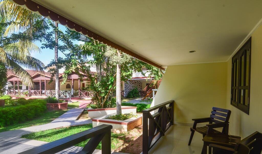 Berjaya Praslin Beach Resort 3* суреті