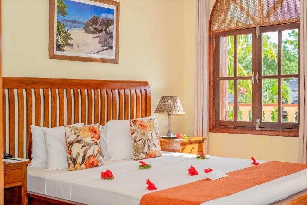 Фото Castello Beach Hotel 4*