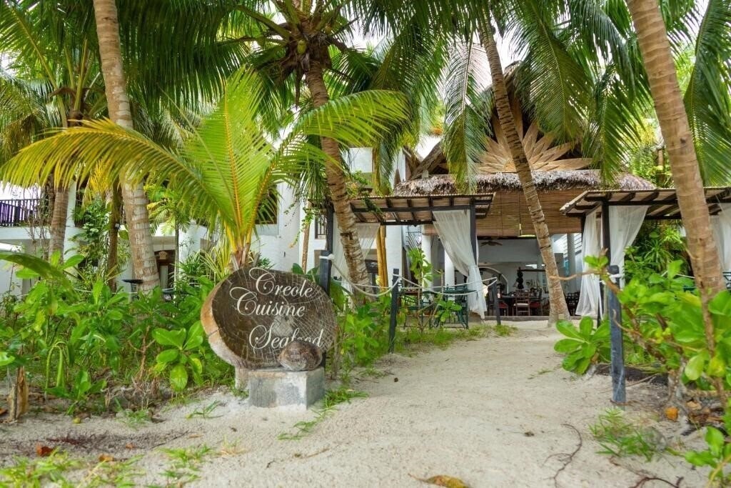 Отель Village Du Pecheur 4*