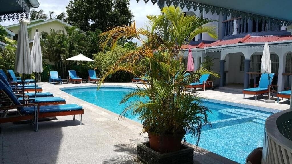 Фото Chateau Sans Souci 4*