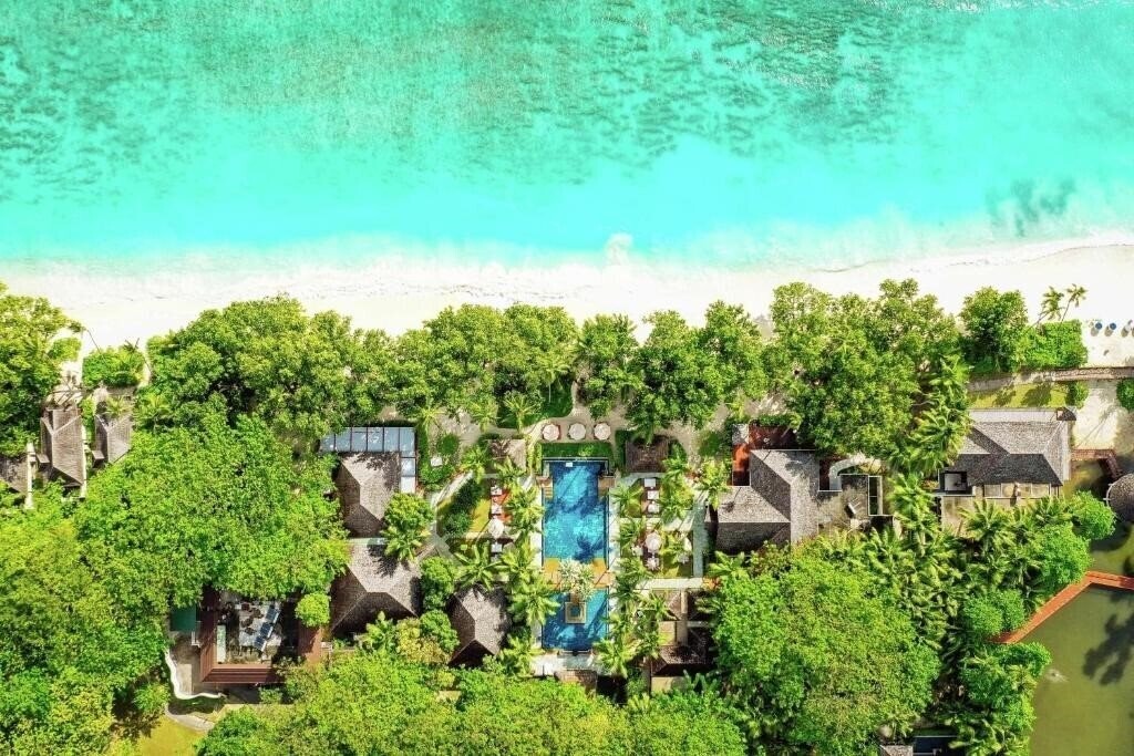 Отель Hilton Seychelles Labriz Resort & SPA (ex. Labriz Silhoue) 5*