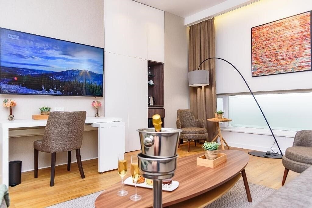 Belgrade Inn Garni 4* фотосуреті