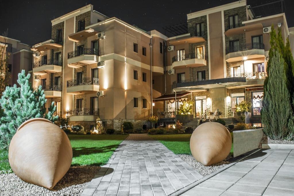 Solaris + 4* қонақ үйі