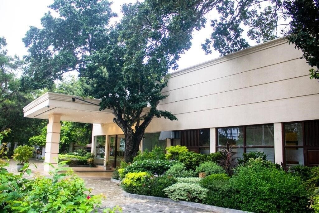 Отель Jade Green Hotel Hambantota 4*