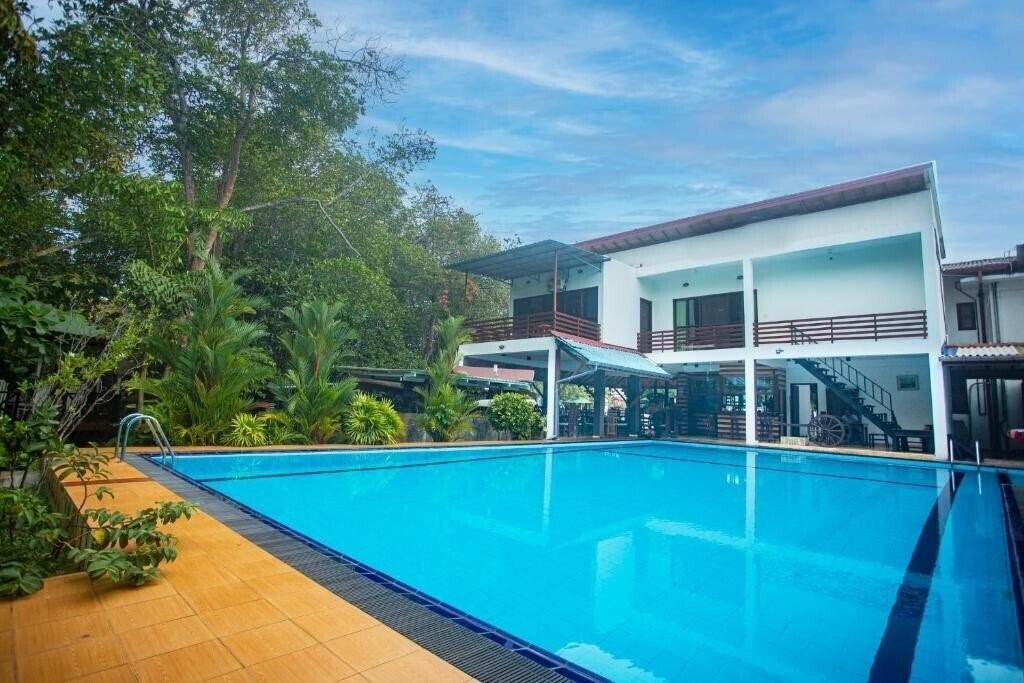 The Mangrove Cave Hotel 2* қонақ үйі