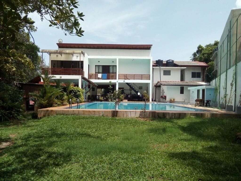 Фото The Mangrove Cave Hotel 2*