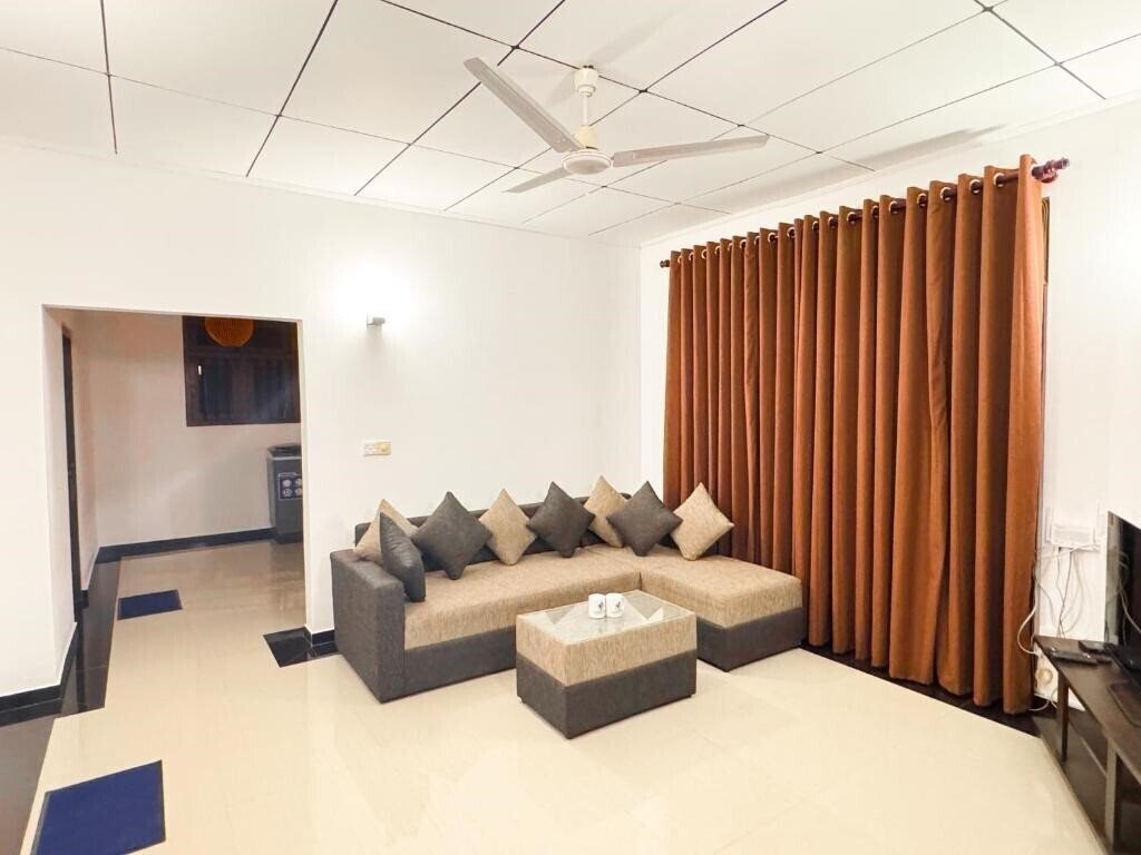 Lira - Unawatuna 2* суреті