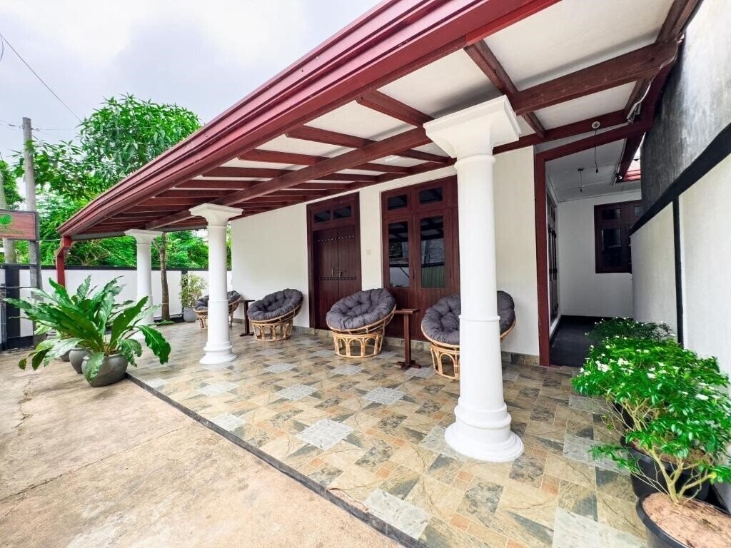 Lira - Unawatuna 2* суреті