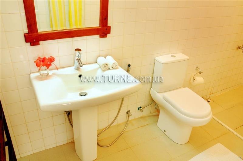 Hotel Orchid 2* фотосуреті