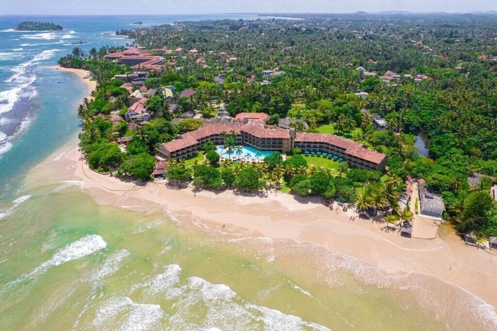The Palms Hotel 4* қонақ үйі
