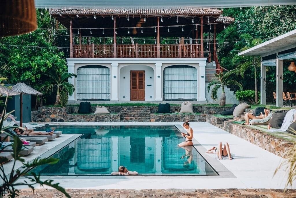 The Salty Pelican Yoga & Surf Retreat (Adults Only) 4* қонақ үйі