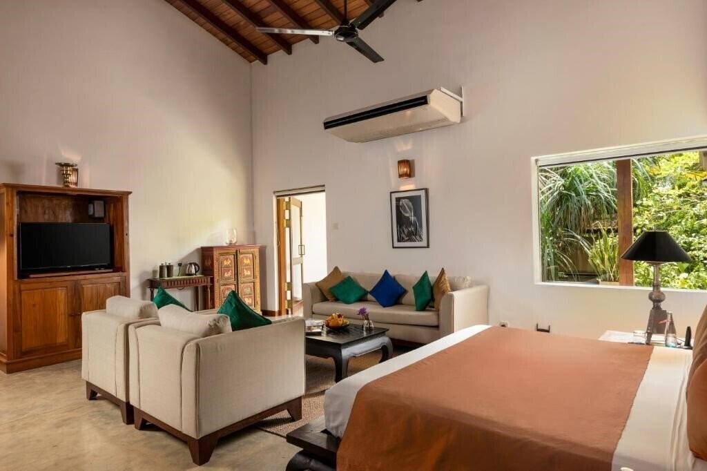 Aditya 5* фотосуреті