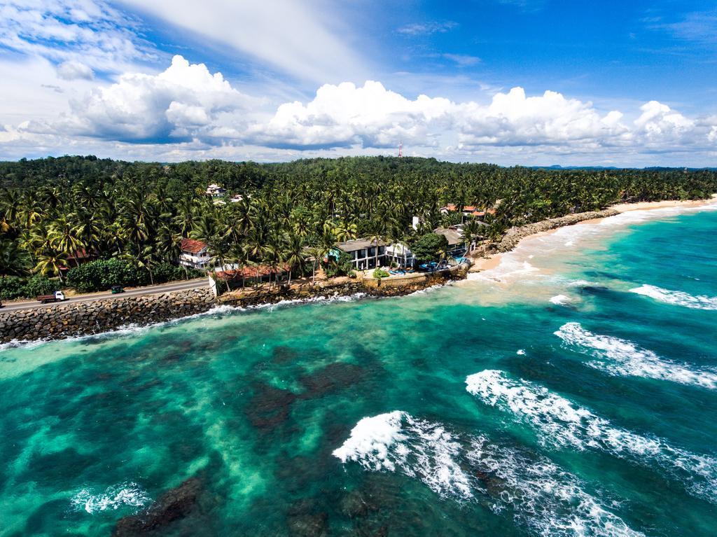 Cantaloupe Aqua 4* қонақ үйі