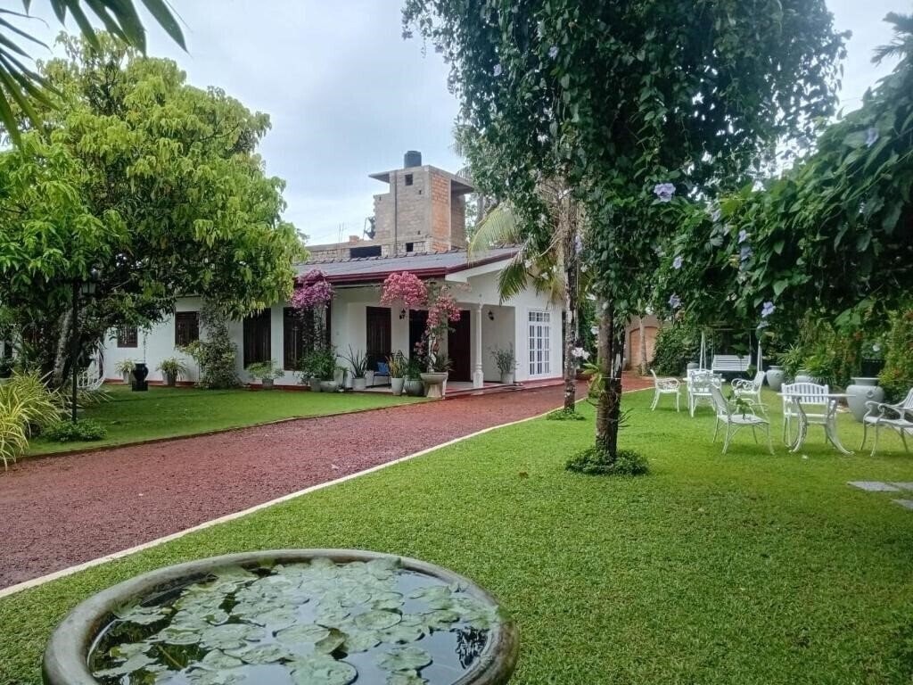 Velapura River Garden 2* қонақ үйі