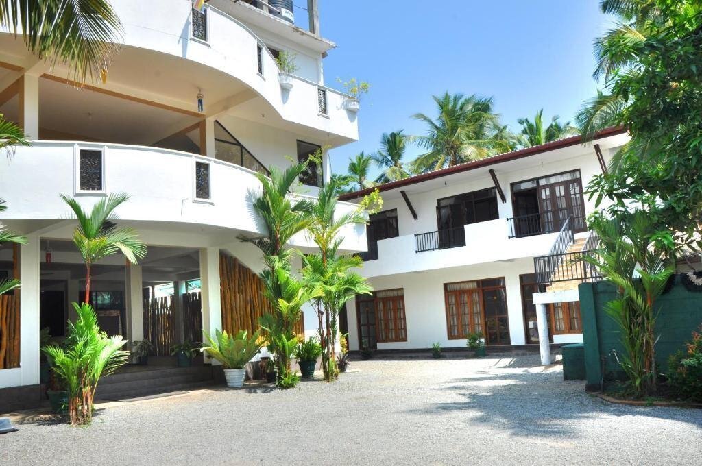 Green Shadows Beach Hotel 2* қонақ үйі