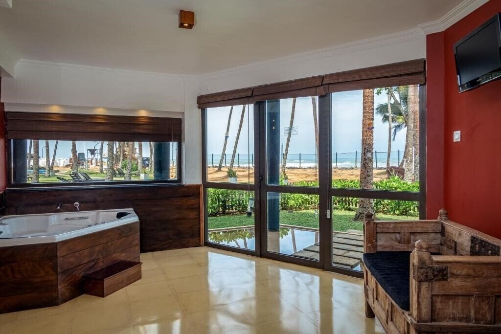 Изображение Tangerine Beach Hotel 4*