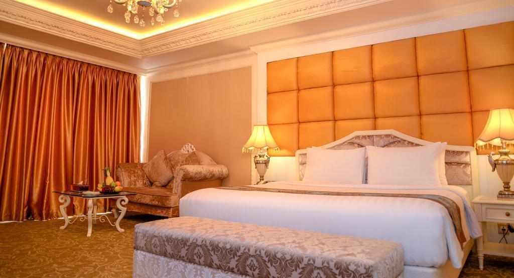 Фото Grand Kandyan 4*