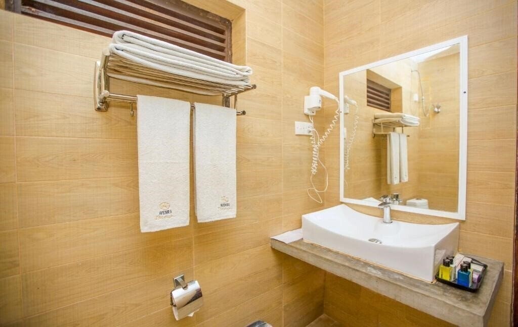 Avenra Beach Hotel 4* фотосуреті
