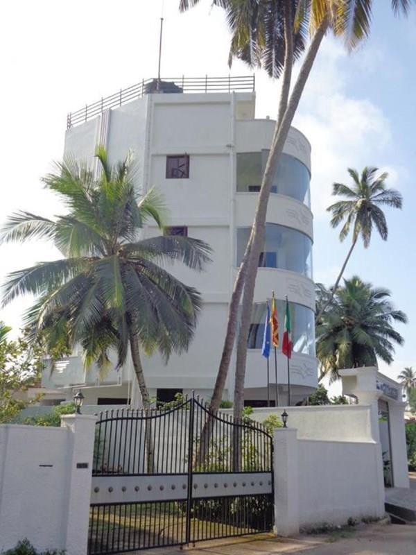 Отель Italia Hotel Ambalangoda 2*