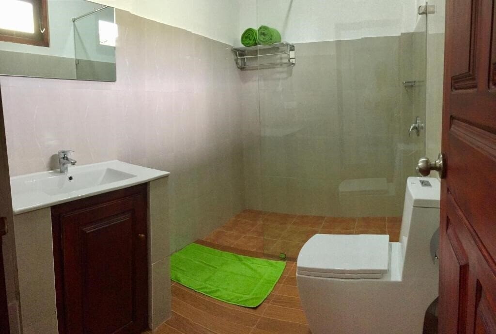 Фотография Serenade Beach Hotel 3*