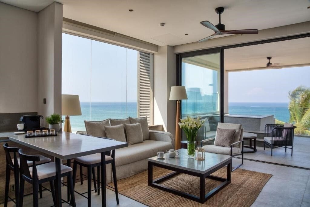 Crystal Sands 5* қонақ үйі