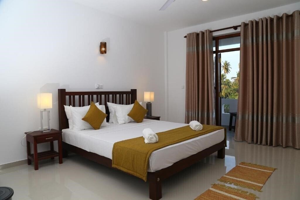 Фото Hikka Regent Hotel 3*