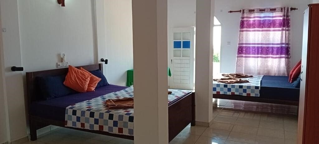 Universal Beach 2* суреті