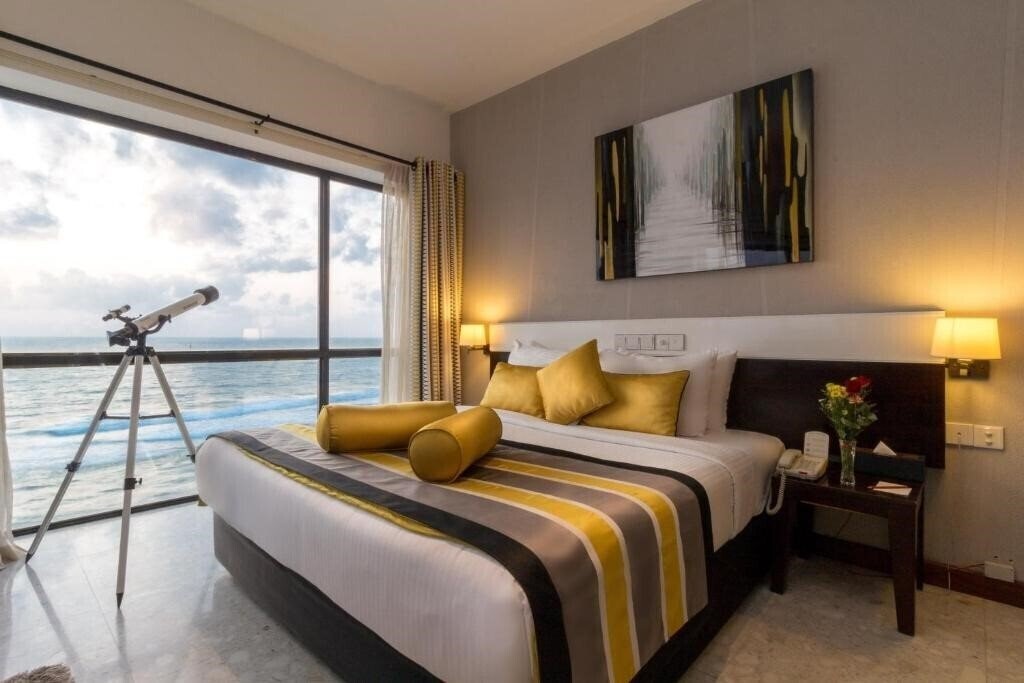 The Ocean Colombo 4* қонақ үйі