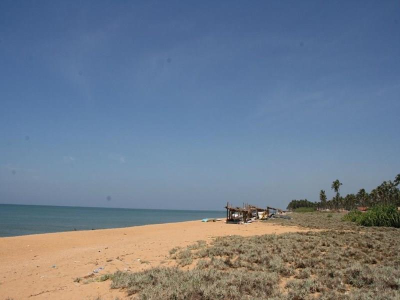 C & I Beach Hotel Chilaw 4* фотосуреті