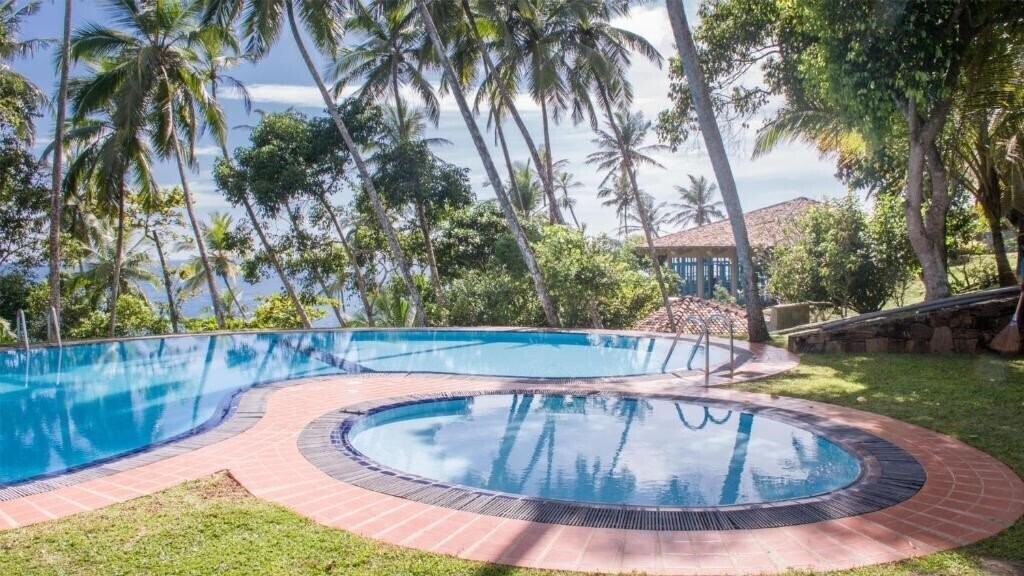 Palace Mirissa 3* суреті