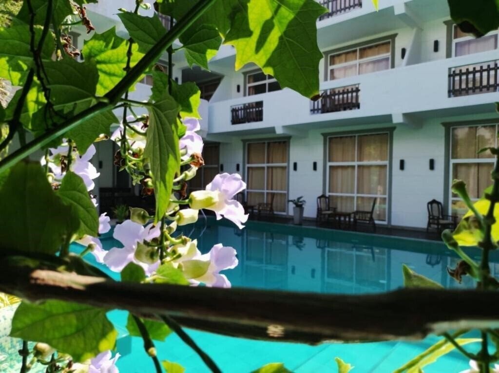 Отель Nil Diya Beach 3*