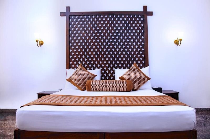 Фото Palm S Mount Lavinia 3*