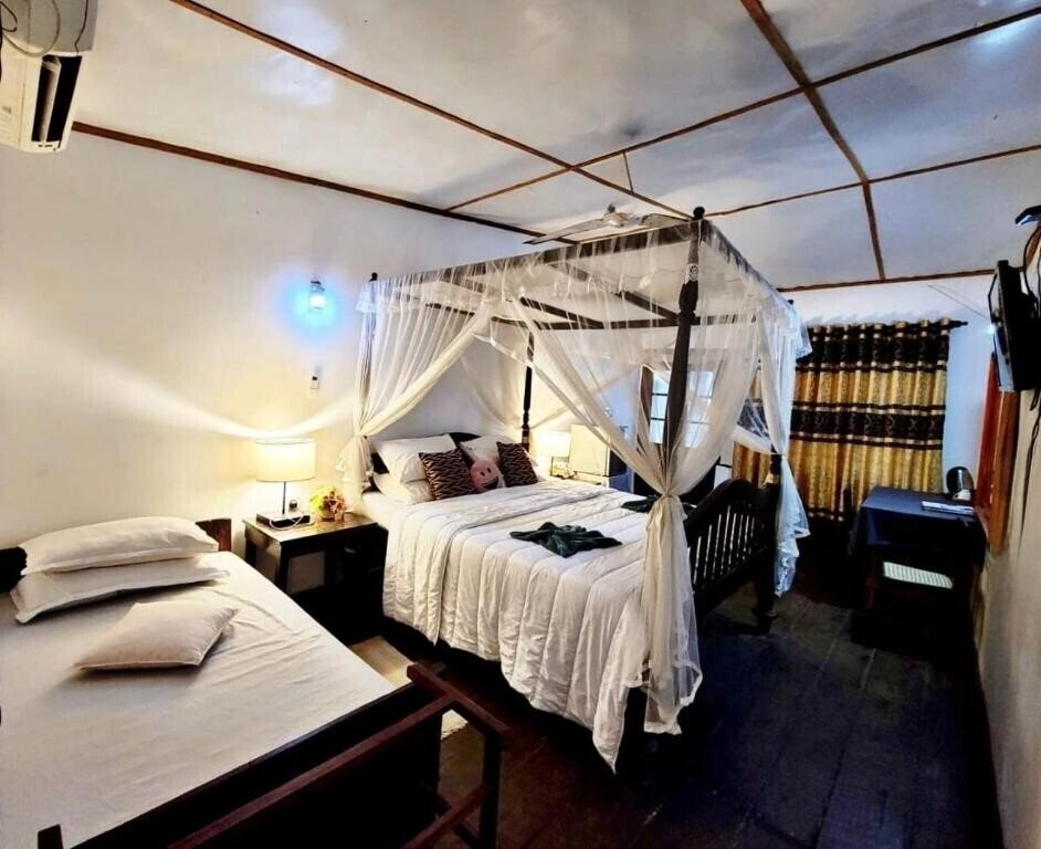 Фото Blue Ocean Villa 2*