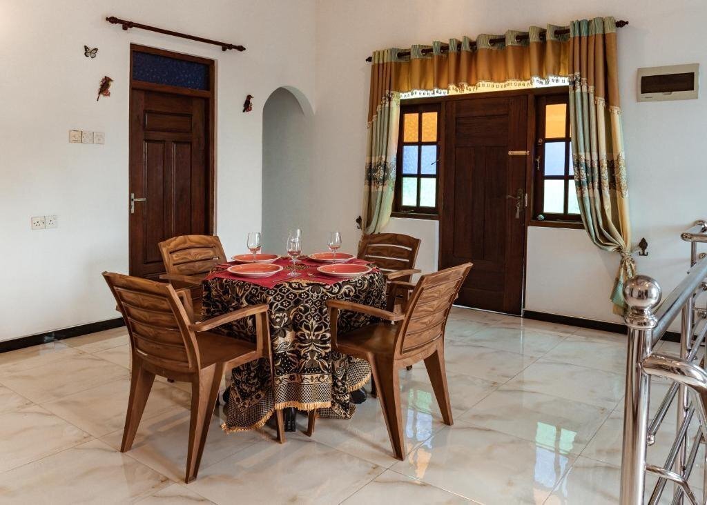 Фотография Blue Whale Rooms Mirissa отель без категории