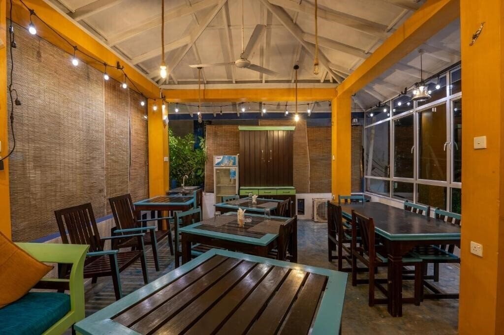 Фотография Aaradhya Mirissa (ex. Ocean Reach) 2*