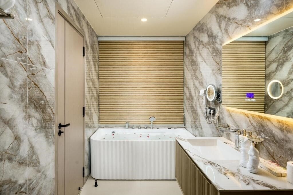 Avenra Garden Hotel 3* фотосуреті