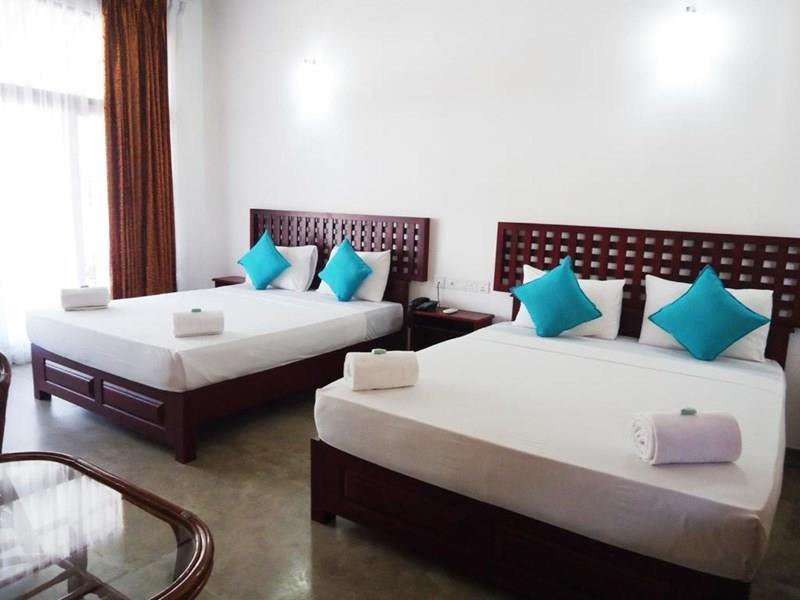 Фото Sunset Beach 3*