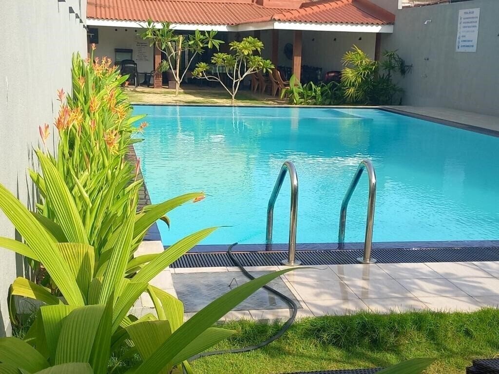 Изображение Ocean View Negombo Apart 2*