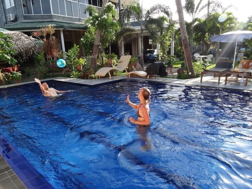 Maple Leaf 2* қонақ үйі