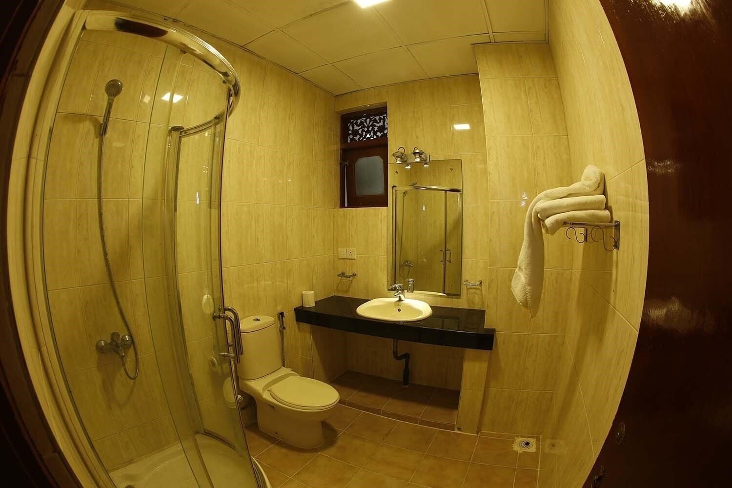 Фото Zand Hotel 2*