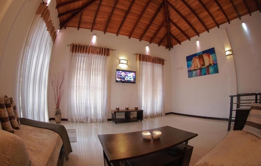 Blue Water Boutique Hotel 3* суреті