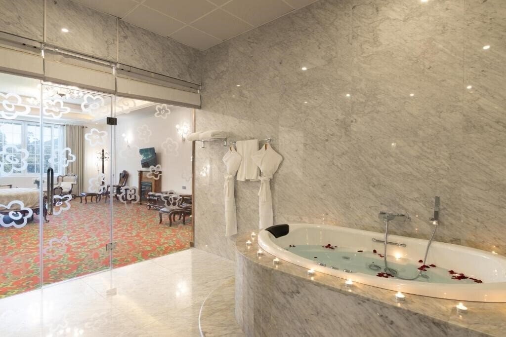 Araliya Green City 5* фотосуреті