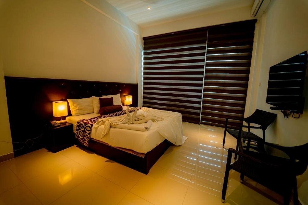 Фото Trincomalee Beach Resort And Spa 4*