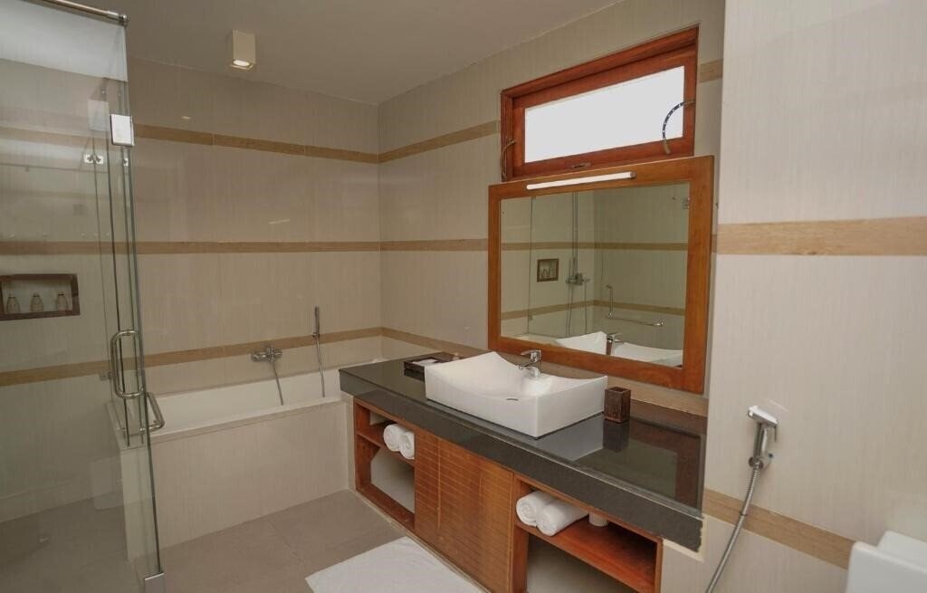 Breeze Pasikudah 5* фотосуреті
