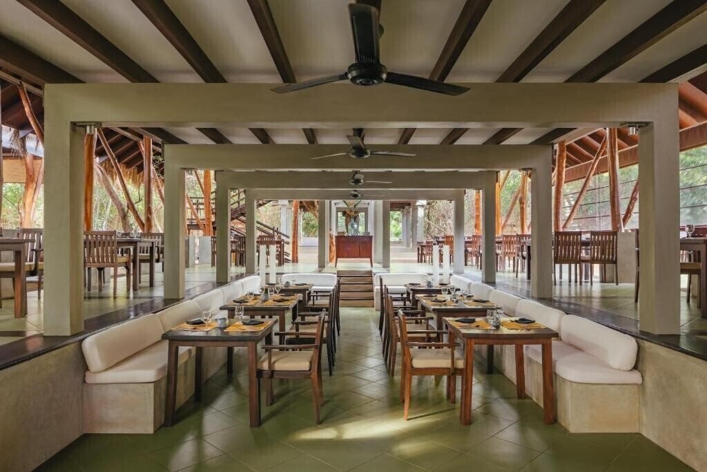 Jungle Beach Resort 5* суреті