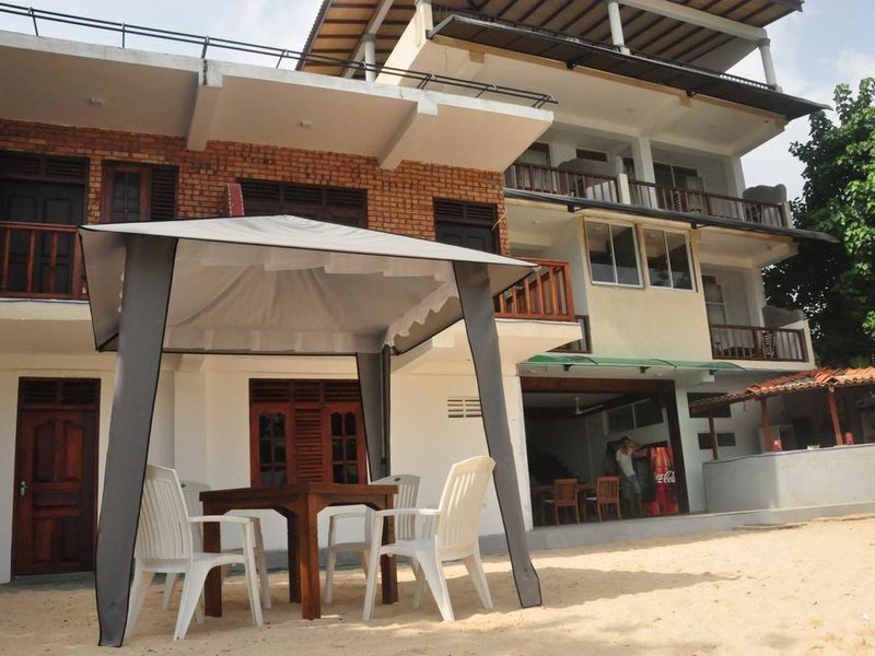 Wave Beach Resort 3* қонақ үйі