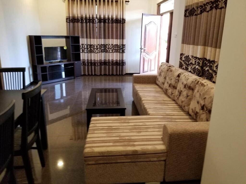 Фото Coral Palm Villa & Apartment 2*