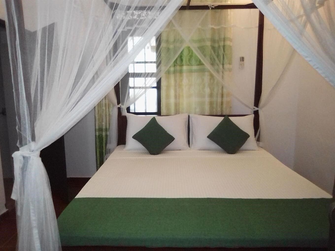 Фото Unawatuna Villa Orchid 3*