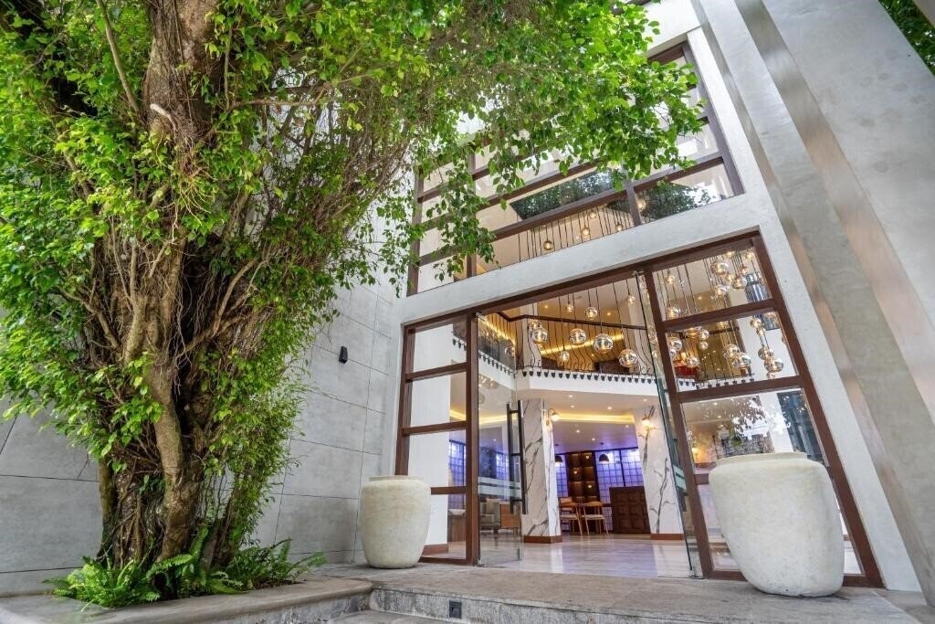 Отель Lavendish Beach Resort 2*