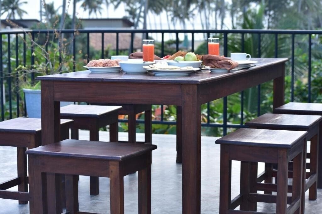 Green Almond Hotel 2* фотосуреті